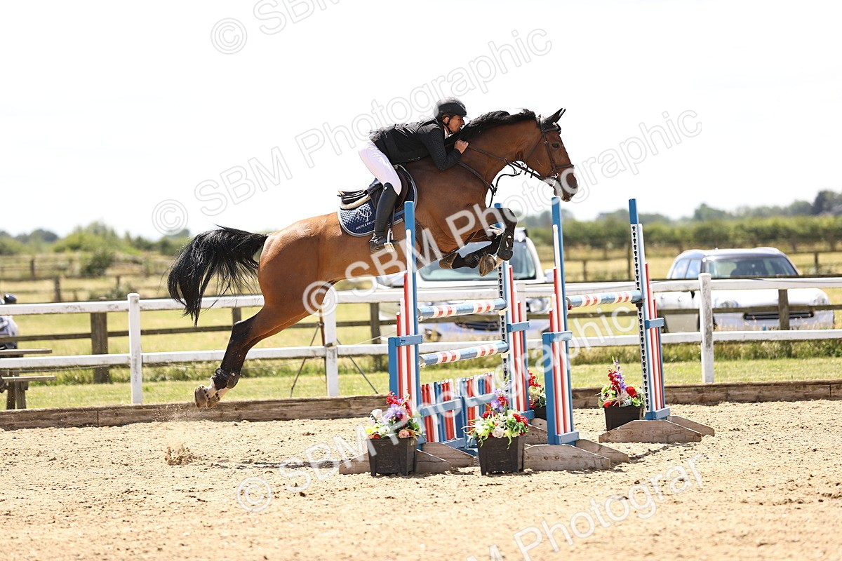 SBM_003851 - Class 22 - Senior Foxhunter 1.20m