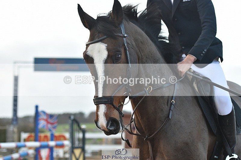 231119A-153814-06393 - Sun Cls 11-13 Children on Horses 90cm, 1m & 1.10m