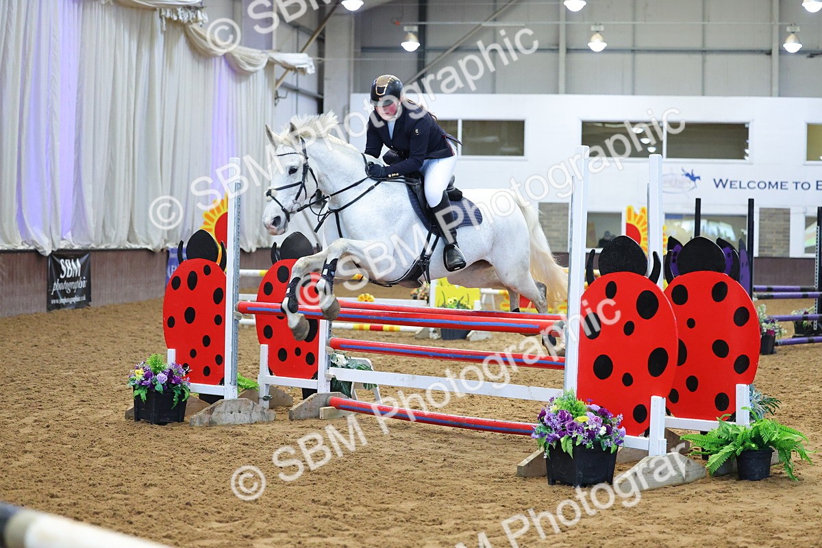 SBM_005347 - Class 22 - Bliss of London Novice Winter Championship Qualifier 90cm