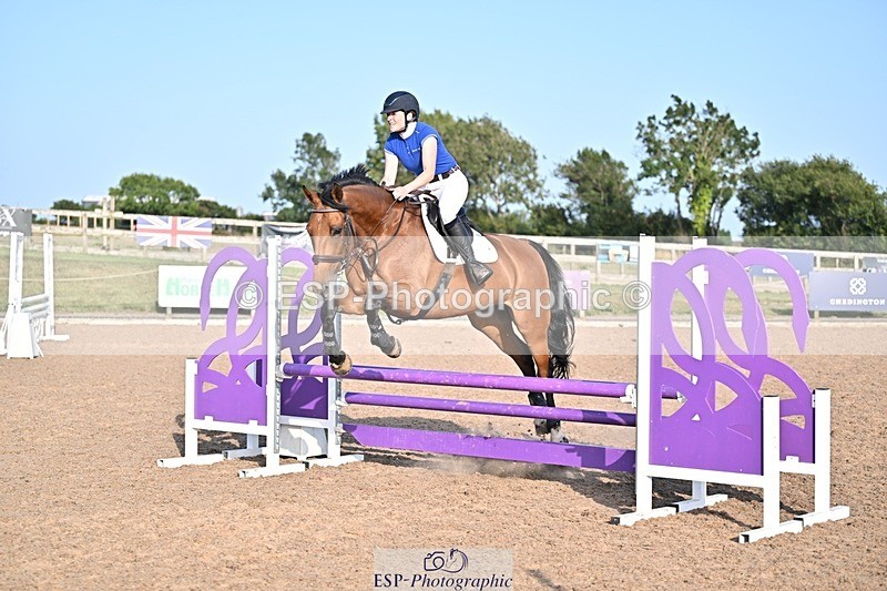 250812-182211-00440 - 90cm