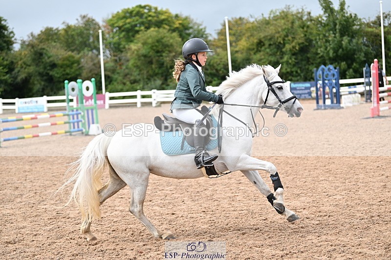 240908A-113132-03400 - Cls 18 A&B Pony Brit Nov & 80 Opern