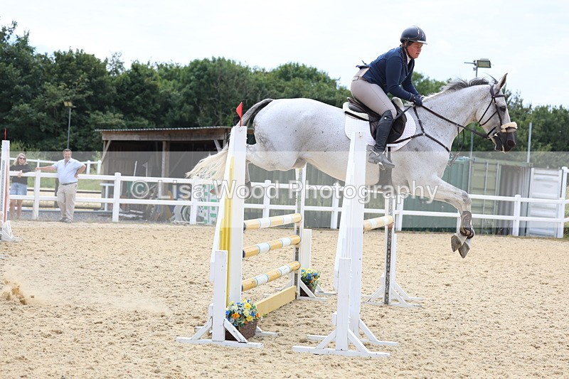 3E7A6330 - Class 8: Senior Newcomers/1.10m open