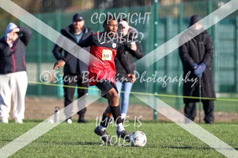 1DX31620 - 2025-11-23 FC Abbey Meads U13 Purple V Highworth Town Junior FC U13 T