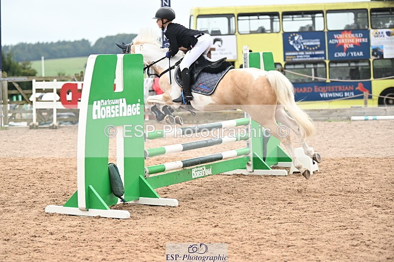 240907A-123050-01650 - Cls 3 Pony Medium Team 80cm & 90cm