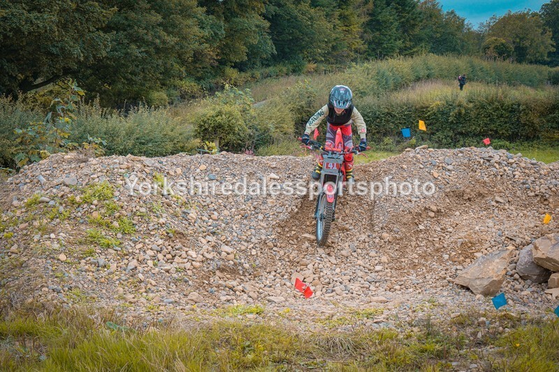 DSCF0559 - Ripon MC Trial 27/09- kids
