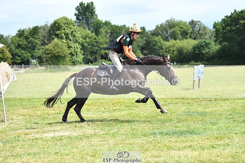 230625-111856-02037 - XC 90cm 11.00 to 12.00