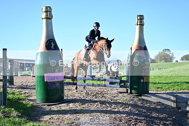 240912A-175456-02768 - Cls 7 Snr 90cm Open Speed Derby