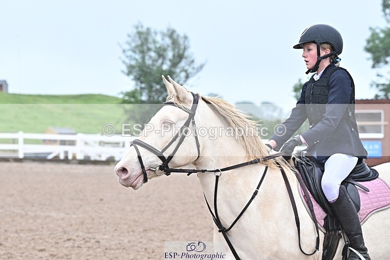 250527-160854-00164 - Clear Round and60cm