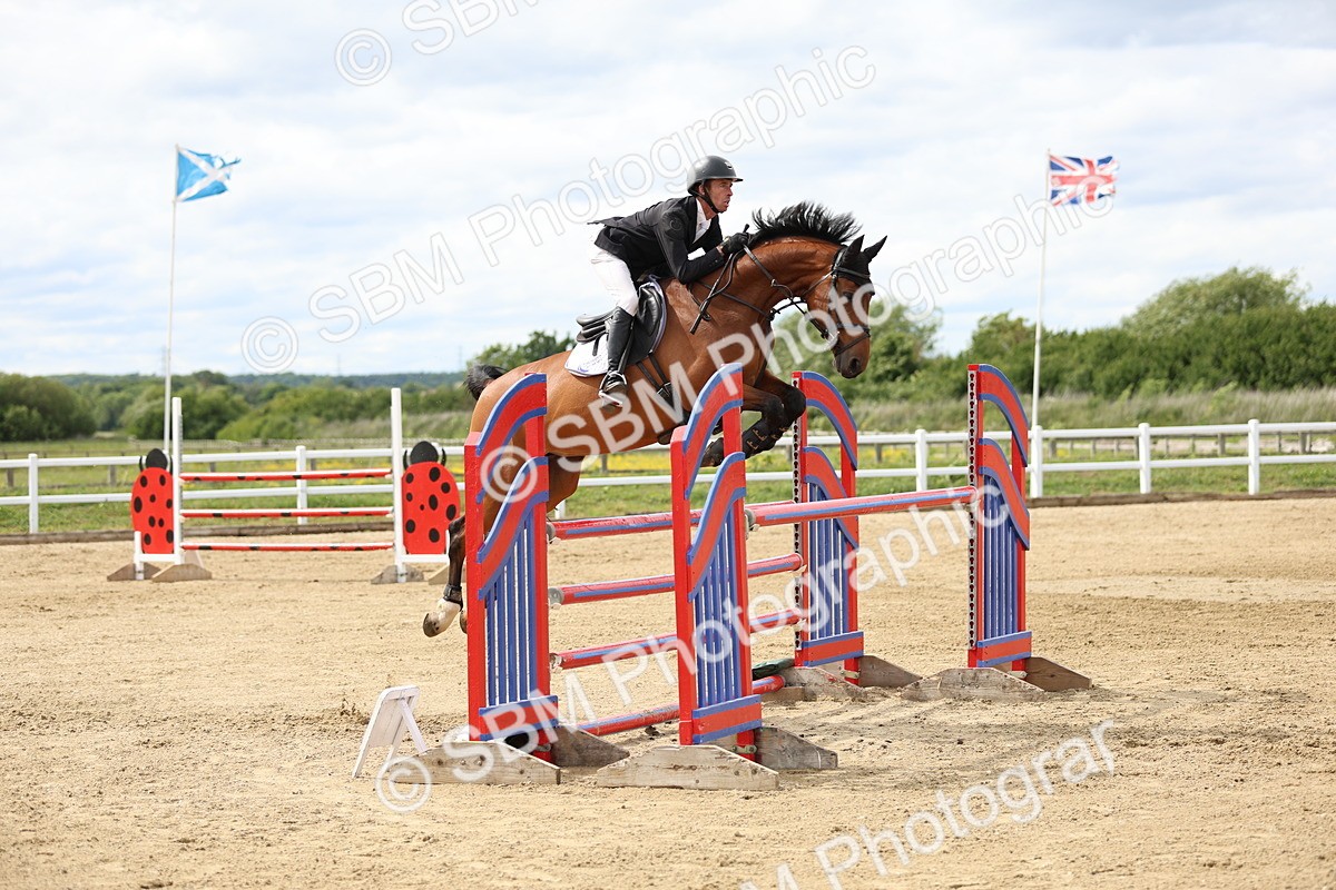 SBM_001403 - Class 5 - Senior Foxhunter - 1.20m