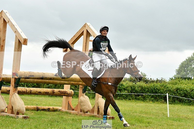 250524A-111328-09239 - B-303-Alexander.Bragg-SHANNONDALE.ALDO