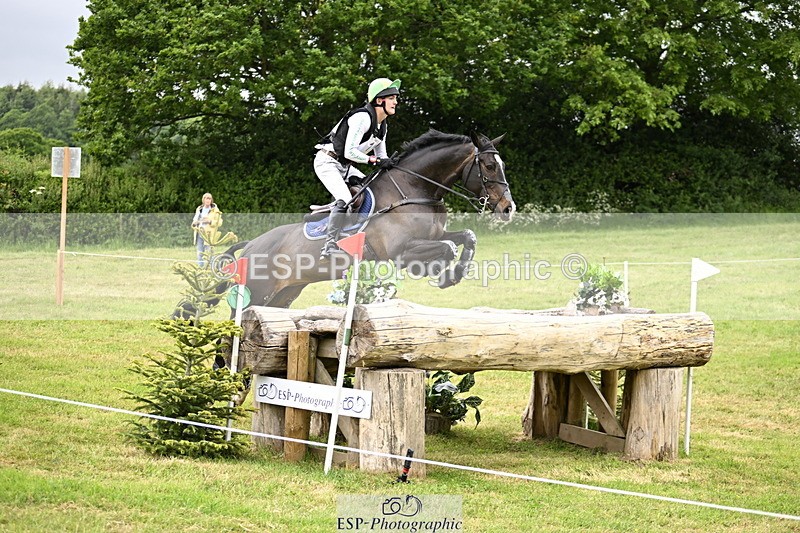 250524A-095454-08407 - A-012-Archie.Tulloch-ZIPPED.UP