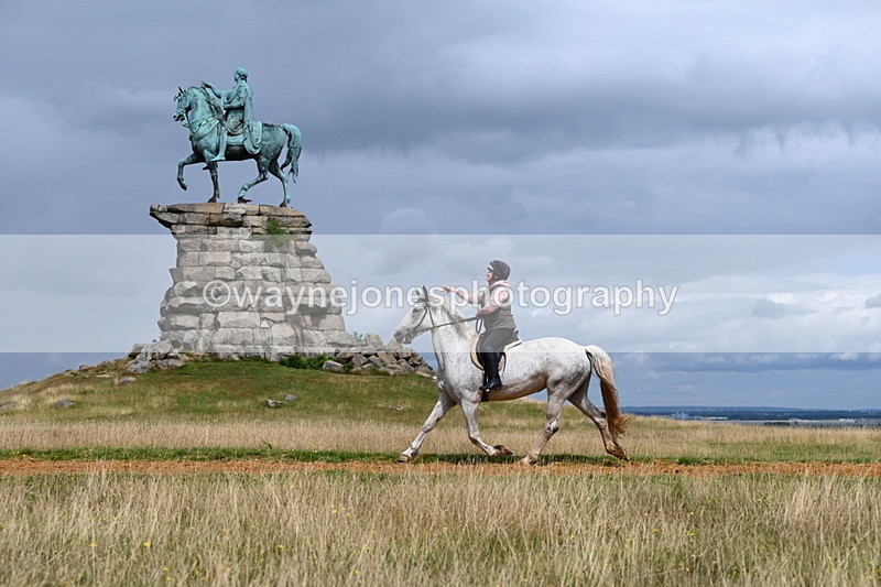 DSC_7976 - Time at Statue 13:16 to 13:52