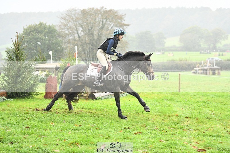 231021-102654-14158 - 629-DP.UK.DUN.SURPRISE-Isla.Kitson-SC+XC