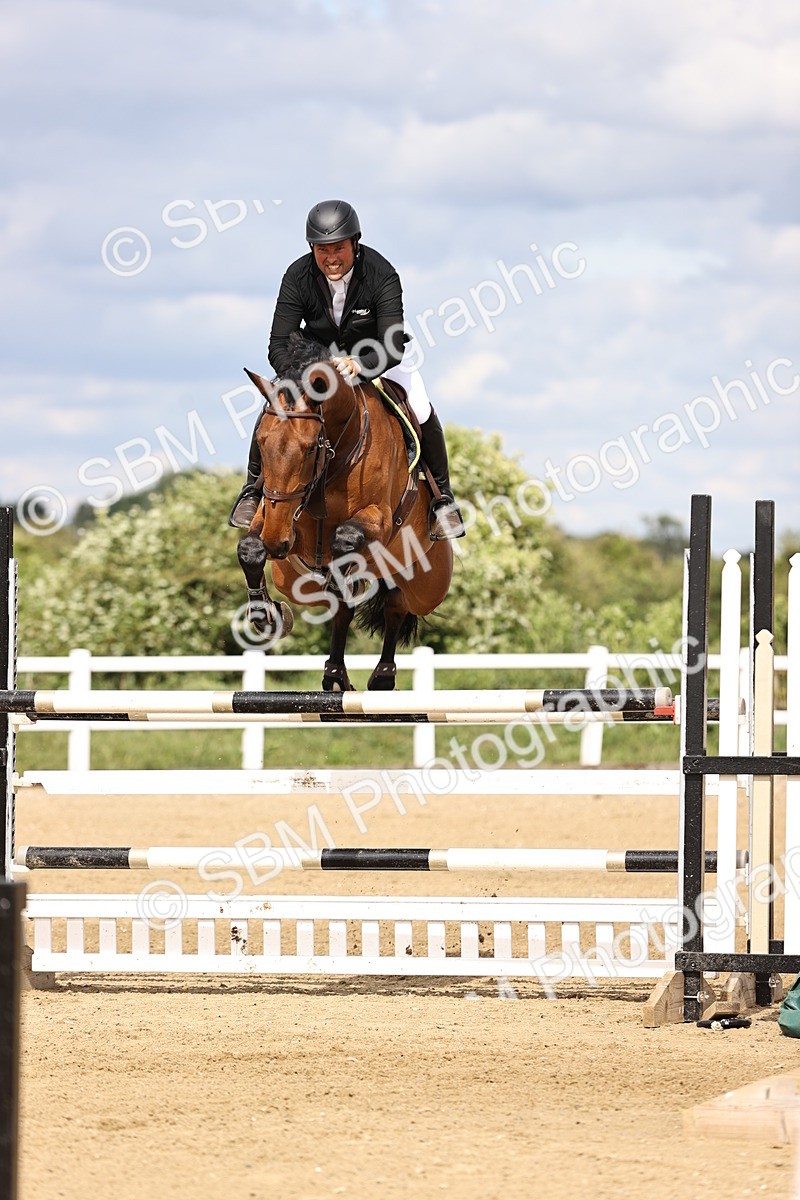 SBM_003510 - Class 13 - Senior Foxhunter - 1.20m
