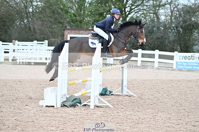 240128A-120812-00781 - Cls 4 Pony Newcomers and 1m Open