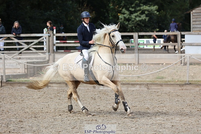 250829A-104139-01190 - Cls 7 British Novice and 90cm