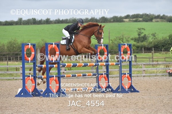 JAC_4554 - CLASS 7 Senior Foxhunter/ 1.20m Open