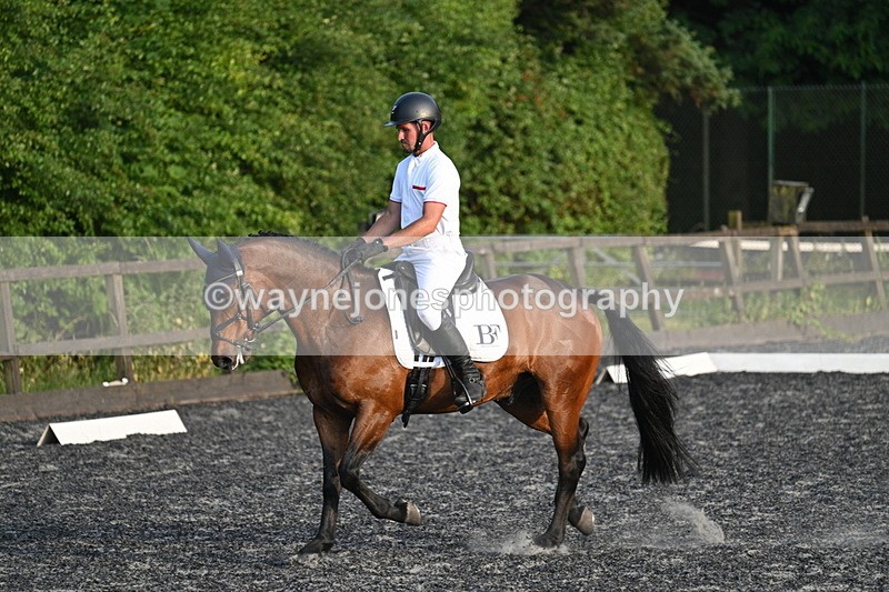 WJ7_0183 - Time 19:22 to 19:36