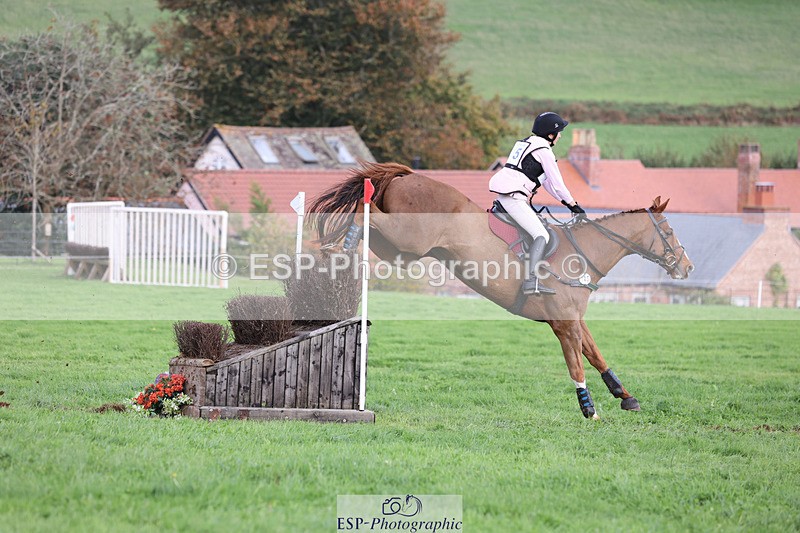 241025-131621-08628 - 145-Rachel.Lawson-MILLROAD.ECLIPSE