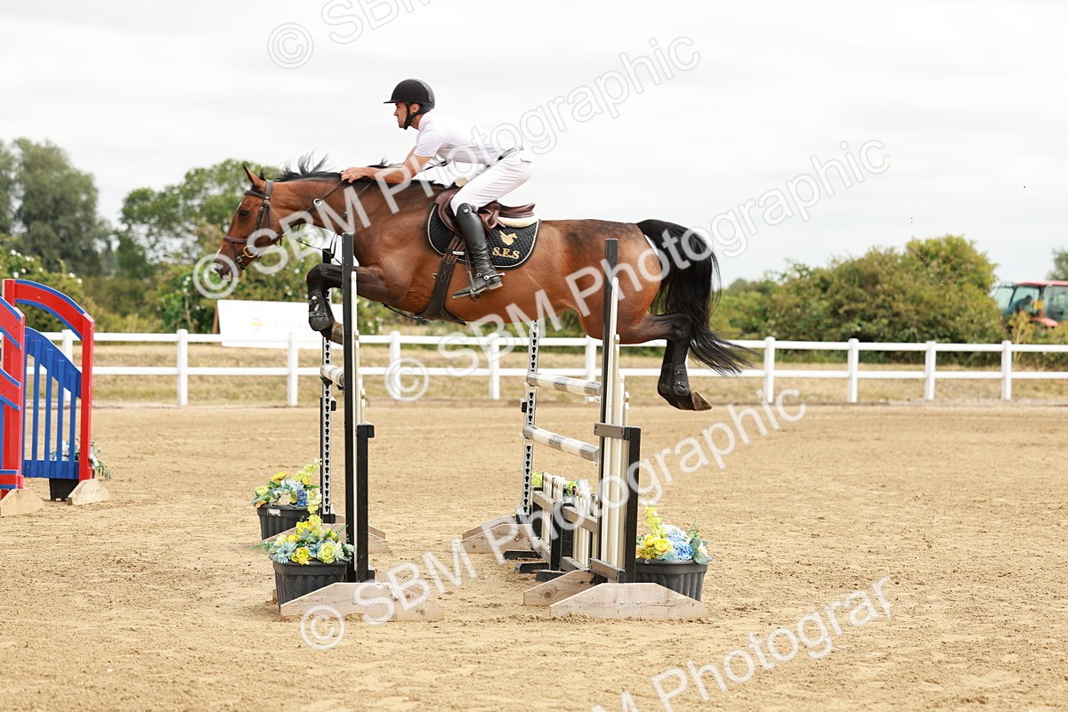 SBM_017360 - Class 21 - Senior Newcomers Championship 2d Rd