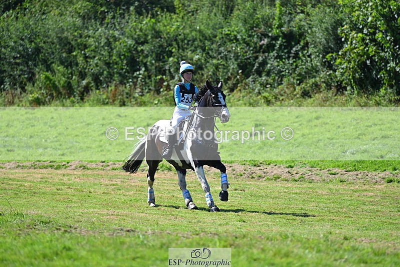 240811A-151733-05732 - 253-