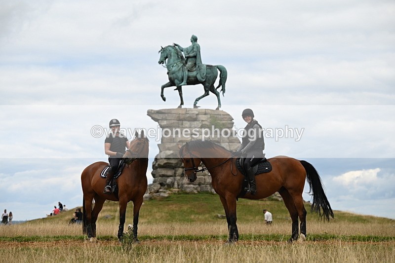 DSC_6634 - Time at Statue 12:45 to 13:15