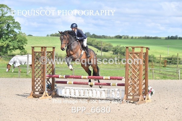 BPP_6680 - CLASS 3 Senior BritiNovice/ 90cm Open