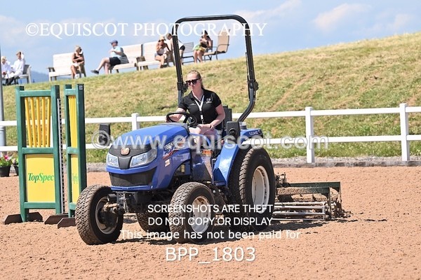 BPP_1803 - THU CLASS 3 Scottish Branch North West Junior Championship **Viewing/Selection class for 148 teams**
