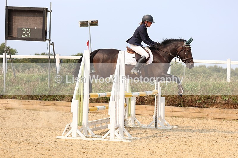 3E7A1470 - Class 4: Senior British Novice/90cm open