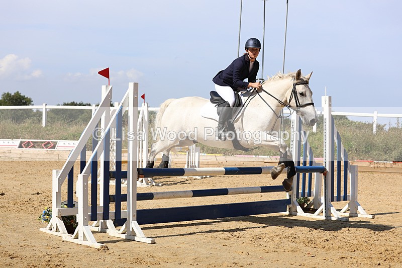 3E7A1484 - Class 9: 80cm Senior