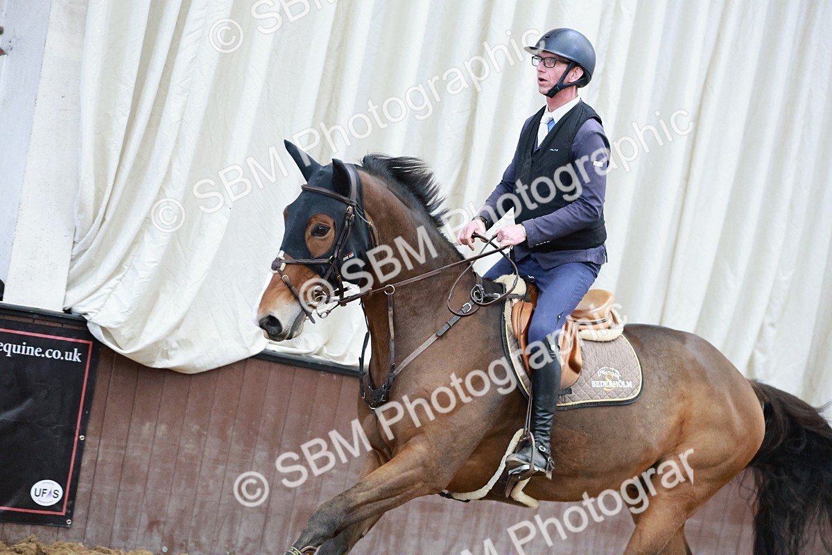 SBM_004037 - Class 11 - Senior Newcomers - 1.10m