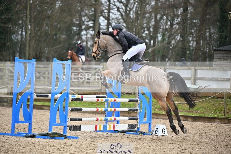 250216A-120314-02496 - Cls 9 Snr 1.05m