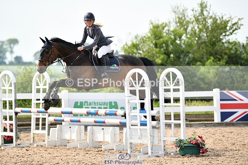 240511A-160139-14249 - Cls 25 British Novice and 90cm Open