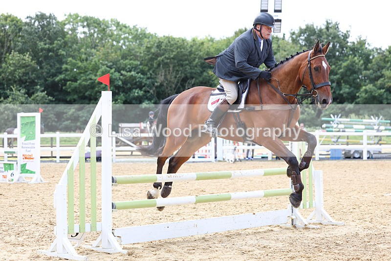 3E7A9859 - Class 9: Senior British Novice/90cm open