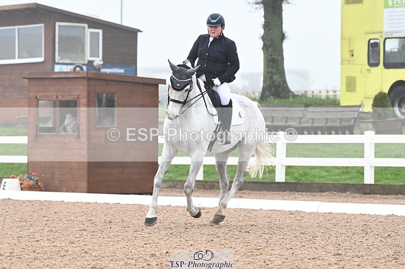 240217A-120758-02533 - 179-Sophie.Gregory-Lady.Lucydale