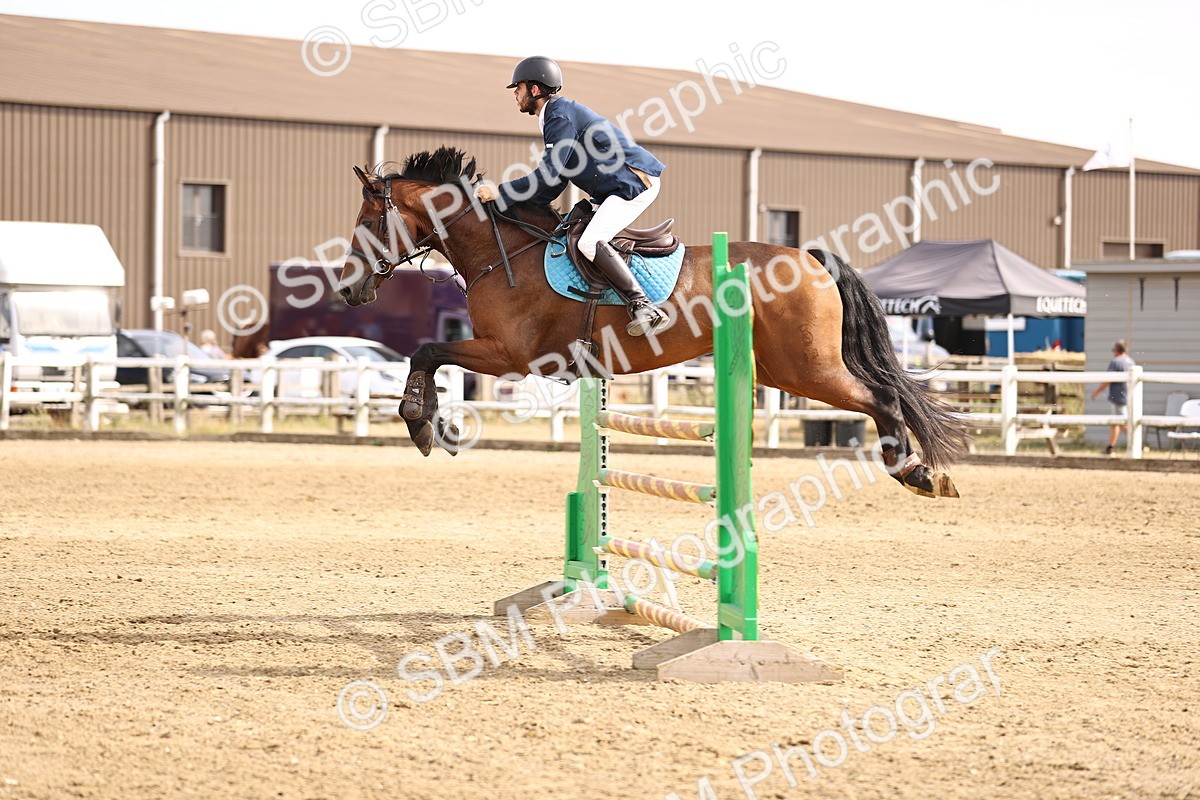 SBM_001704 - Class 6 - Senior Newcomers 1.10m