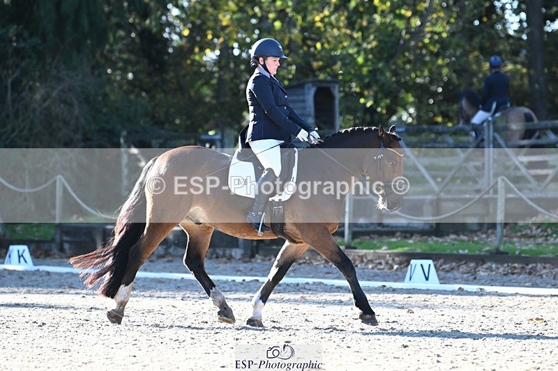 231110-110622-00301 - Cls 2 Prelim 17(a)Q