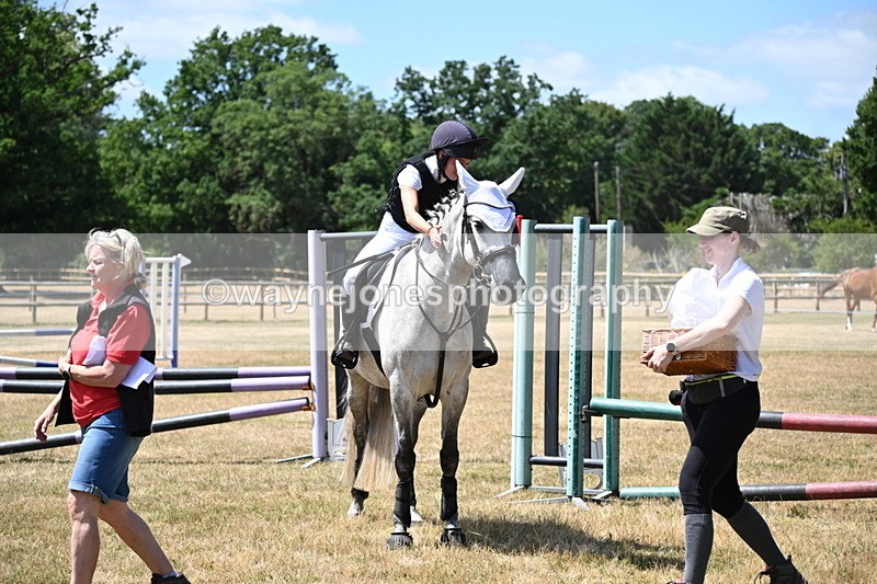 WJ6_5998 - Class 13 Novice 60cm