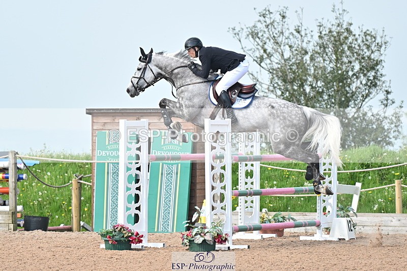 240512A-101542-17194 - Cls 48 National 1.30m Open