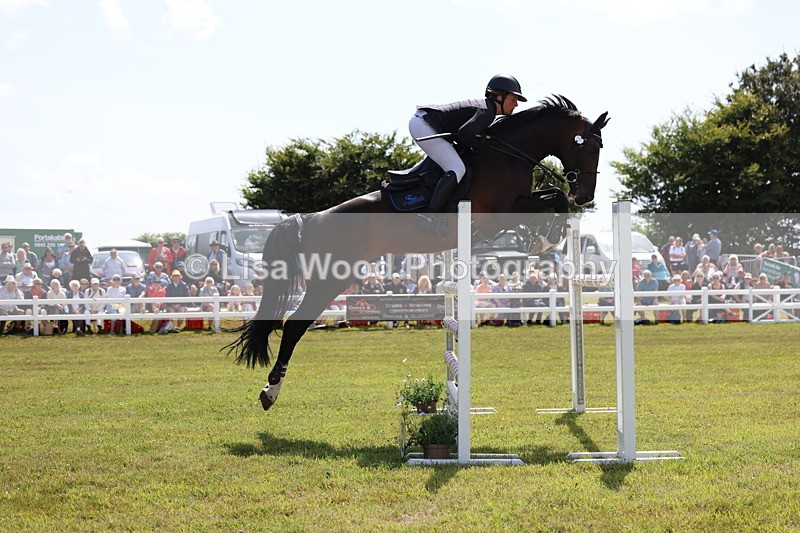 3E7A2971 - Class A: Showjumping Senior Open 1.25