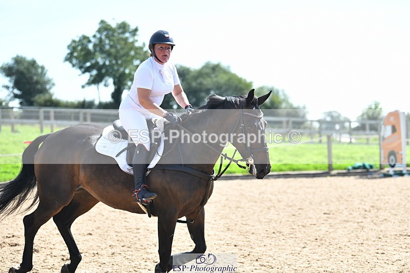 230903A-121410-04326 - Cls 14 1.10m Amateur Quali