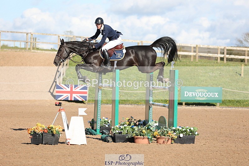 240419A-165106-09463 - Cls 10, 2 Star Big Tour 145cm  Break to End