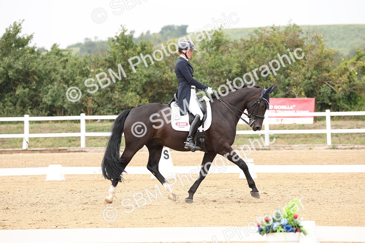 SBM_008198 - Class 10 - FEI INT I - 16.10-16.50