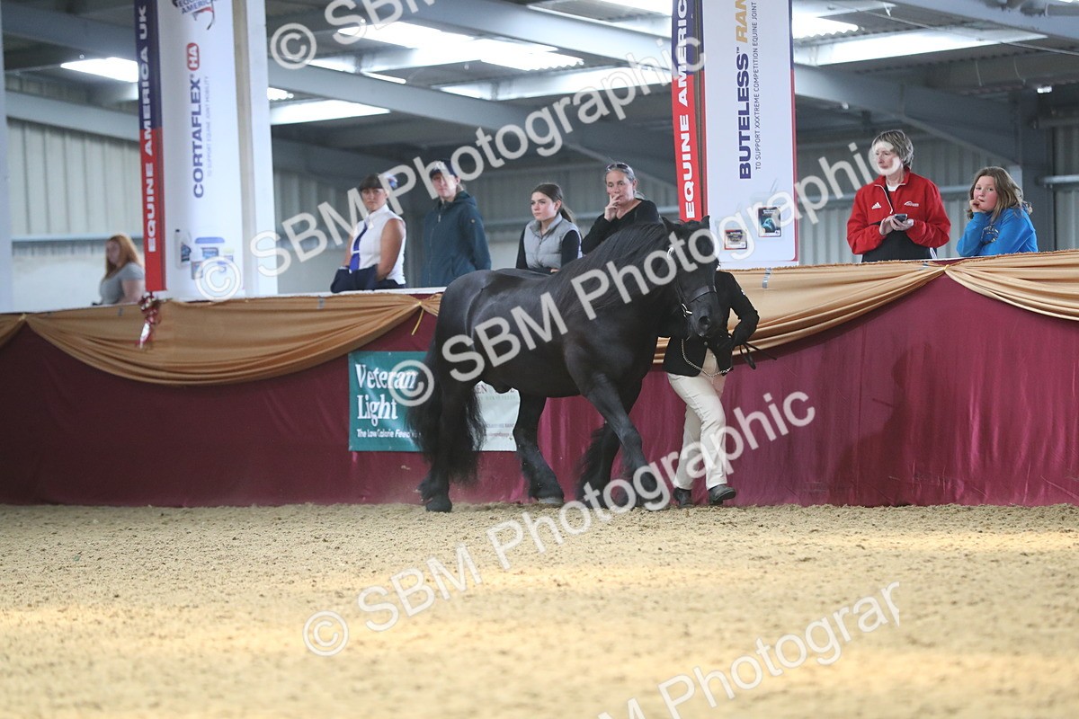 SBM_15285 - Class 501 M&M IH Supreme Final