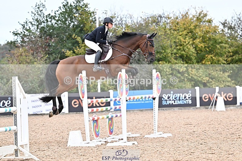 251015-140637-00713 - Cls 4 Newcomers and 1.10m Open