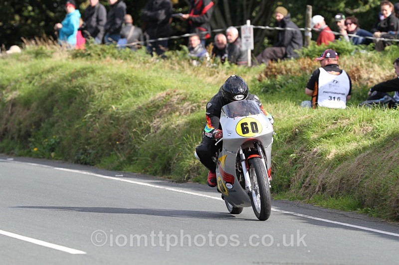 FOM_9738 - Bennetts 500cc Classic TT Race