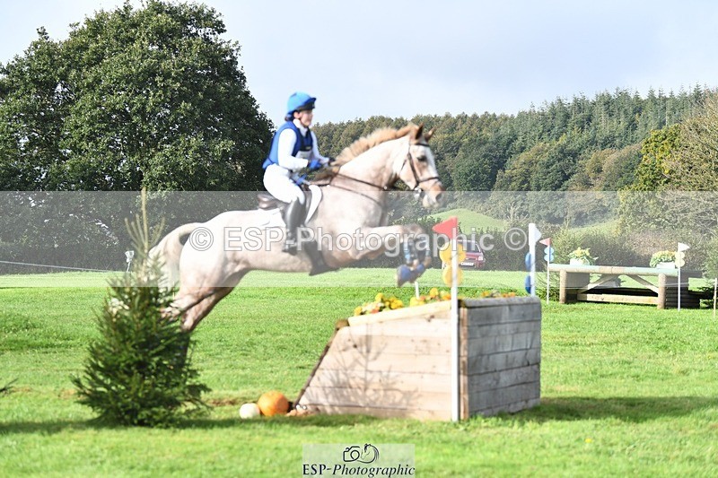 231020-111822-07119 - 038-IRISH.KONNECTION-Natasha.Anson-XC