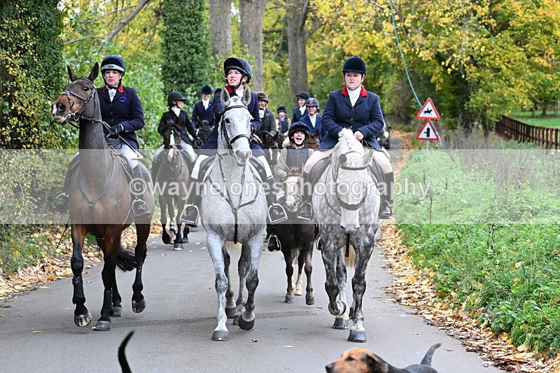 WJ7_7213 - Walk Home..