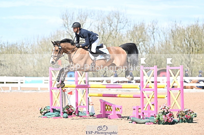 240418A-133748-03542 - Cls 13, 1 Star Bronze Tour 1.10m