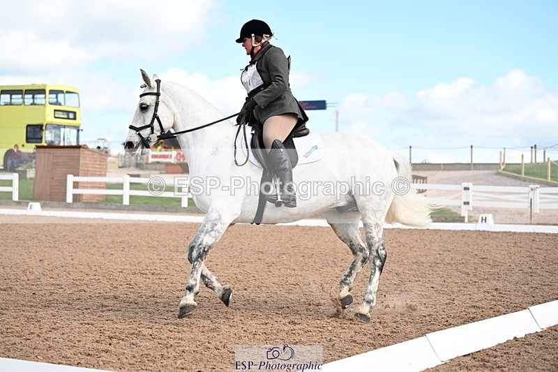 240324A-123329-02639 - Novice 27, 12.30 to 13.50